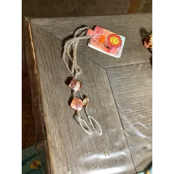 Champagne Shell Sun Shells Size 7 - 8 - Picture 2 of 7